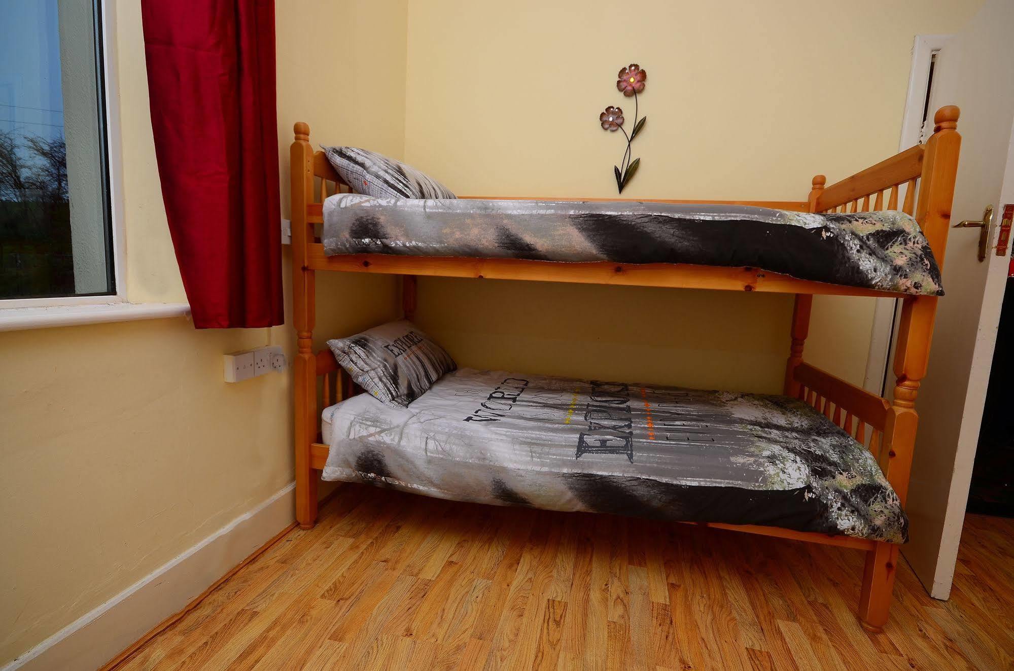 Loughcrew Megalithic Hostel Millbrook Экстерьер фото